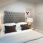 Serviced - St George's Five Apartment *