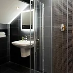 Serviced - St George's Five Apartment Harrogate