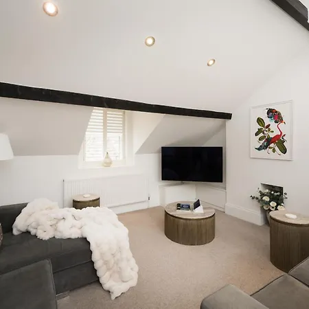 Serviced - St George's Five 아파트 해러게이트