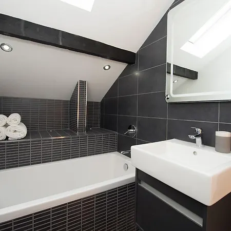 Serviced - St George's Five Harrogate