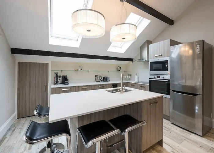 Serviced - St George's Five Apartman *