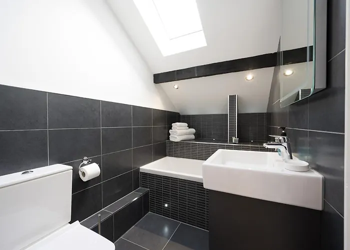 Serviced - St George's Five Harrogate