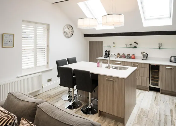 Serviced - St George's Five Apartman *