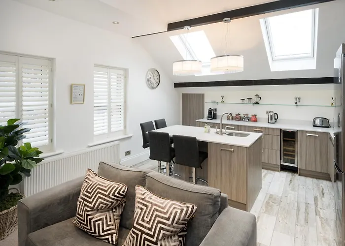 Serviced - St George's Five Apartman *