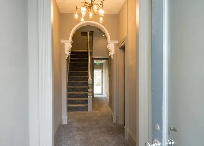 Lejlighed Serviced - St George's Five