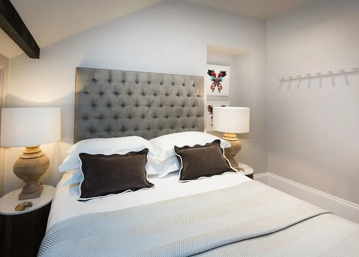 Serviced - St George's Five Apartman *