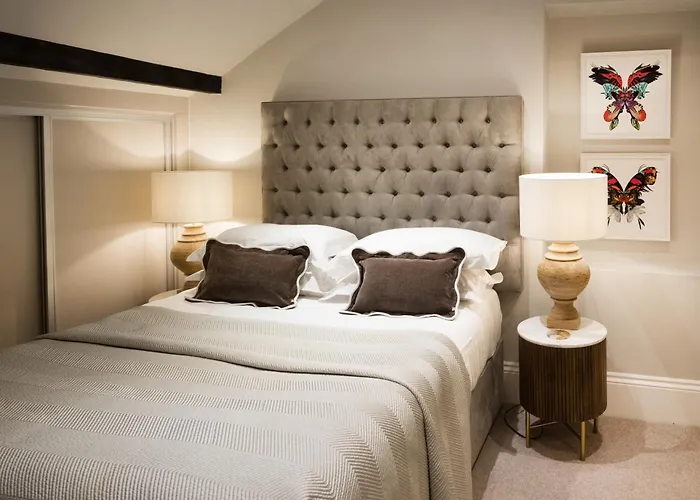 Serviced - St George's Five