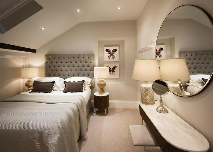 Serviced - St George's Five Apartman *