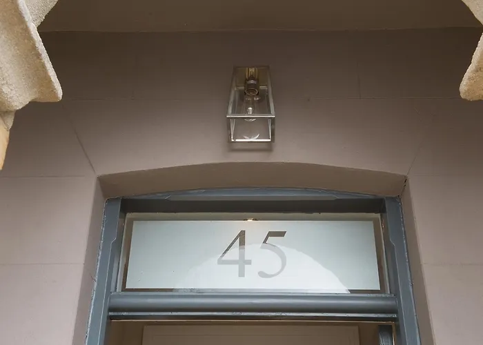 Serviced - St George's Five * Harrogate