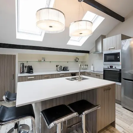 Serviced - St George's Five Apartment *