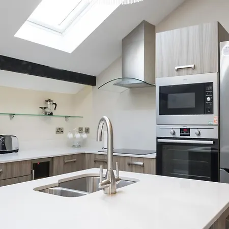 Serviced - St George's Five Apartment Harrogate