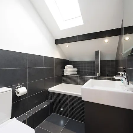 Serviced - St George's Five Harrogate
