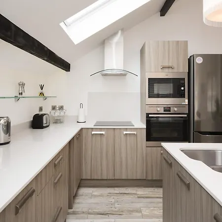 Apartament Serviced - St George's Five *