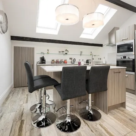 Serviced - St George's Five Harrogate